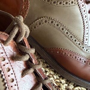 Bruno Magli Two-Tone Wingtip Brogue Oxford Italy Sz 10.5